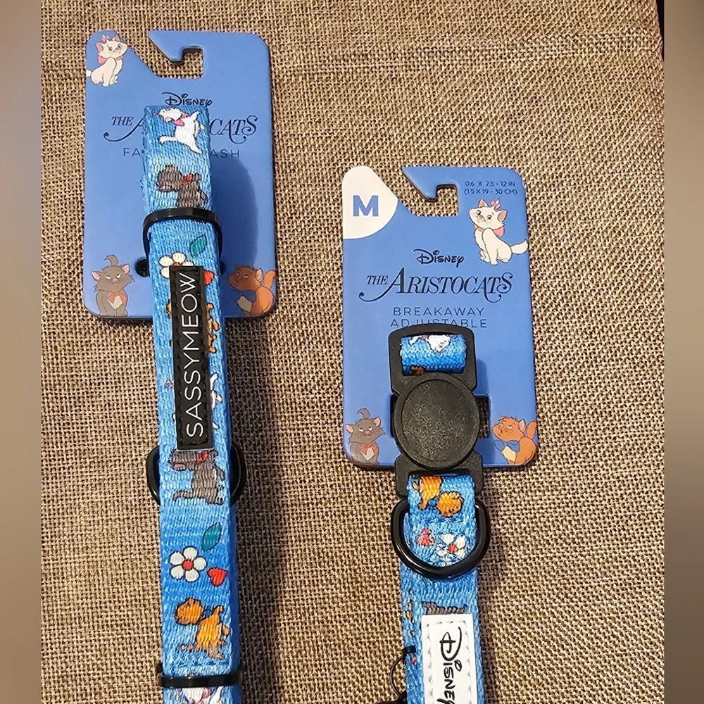 Disney Sassy Meow Blue Aristocats Harness, Collar and Leash Set (M)